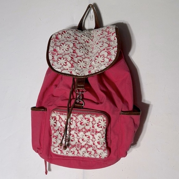 5/$25 Aeropostale Pink Canvas With Cream Crochet Backpack - Picture 1 of 15